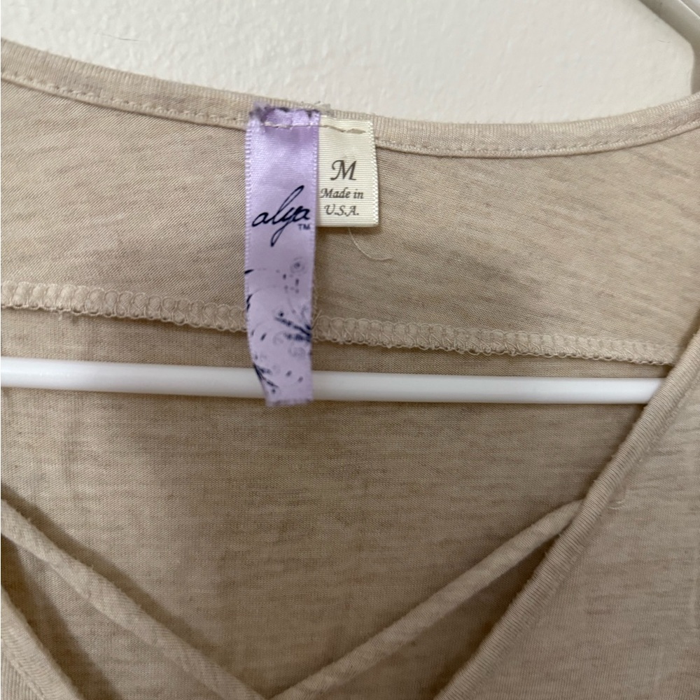 Alya Beige Crisscross V-Neck Long Sleeve Top - Picture 3 of 3